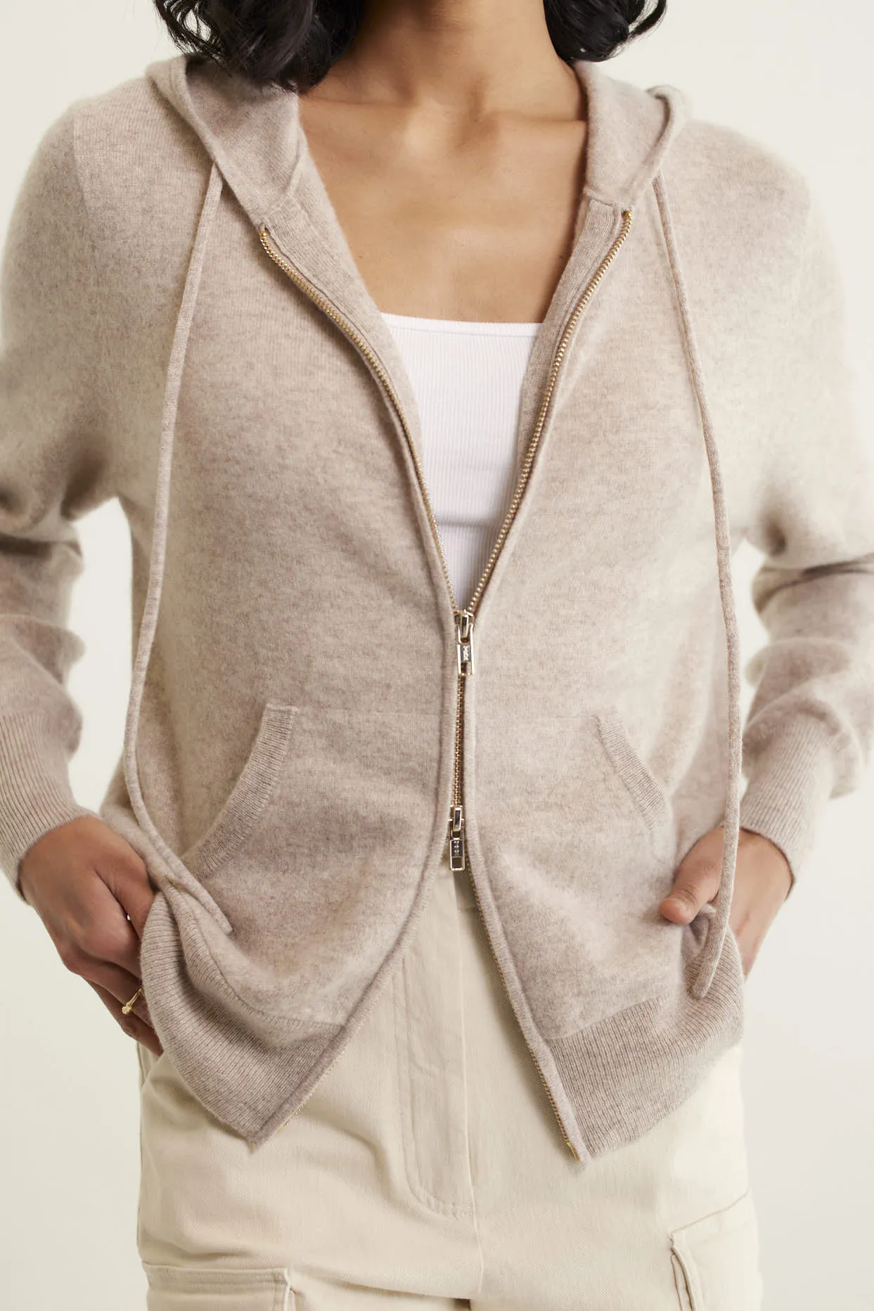 Amber Cashmere Hoodie In Lightweight Beige
