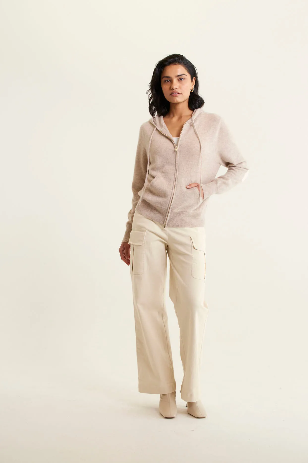 Amber Cashmere Hoodie In Lightweight Beige