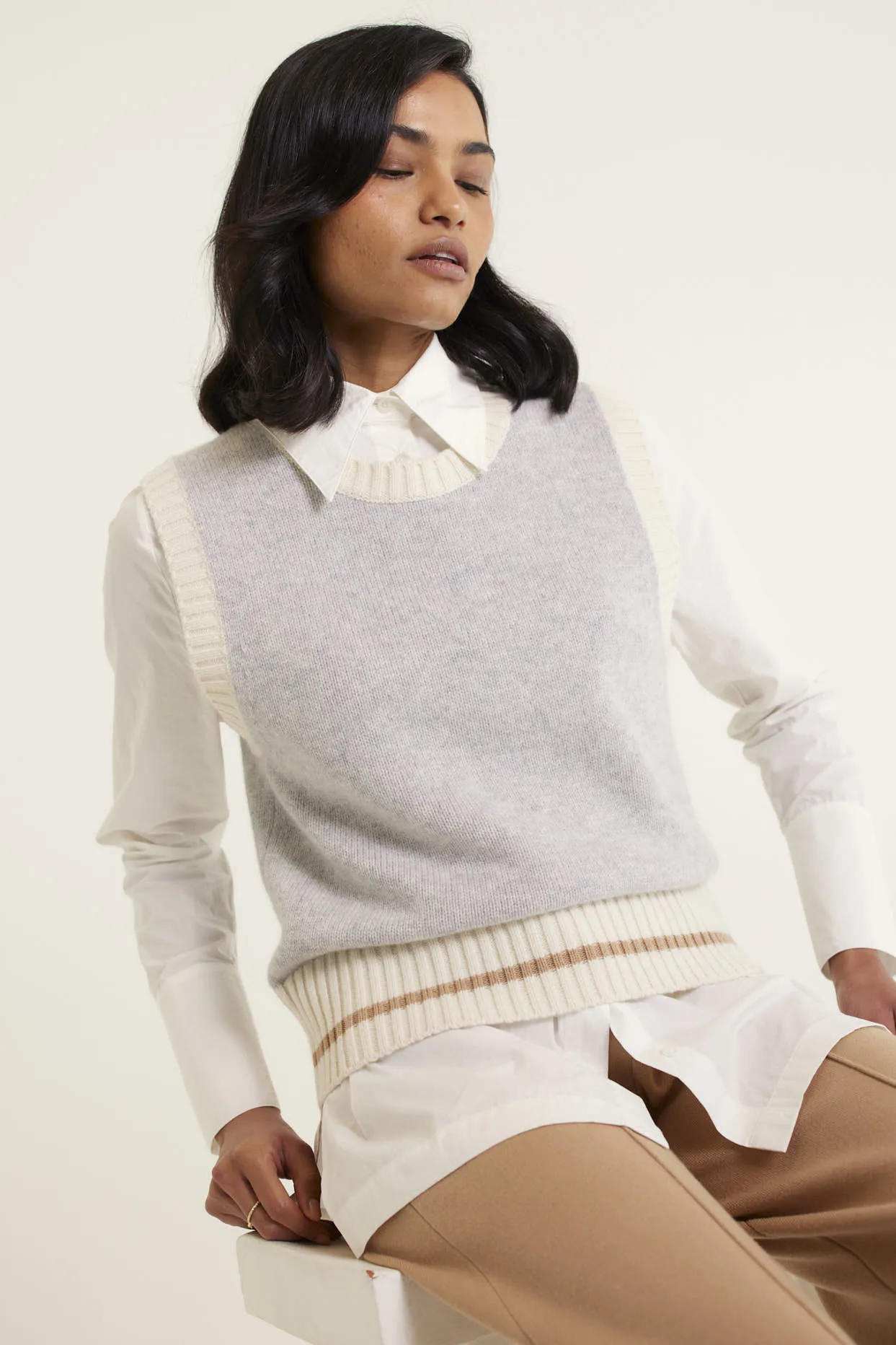 Lexington Merino Cashmere Vest In Grey