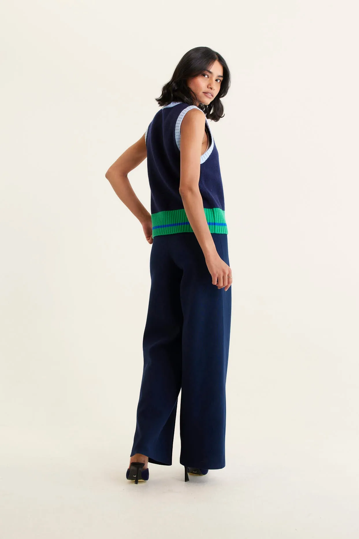 Lexington Merino Cashmere Vest In Navy