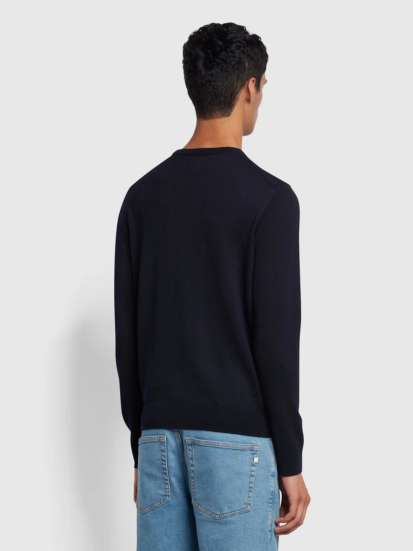 Mullen Merino Wool Crew Neck Sweater In Navy
